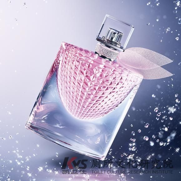 香氛和香水的区别